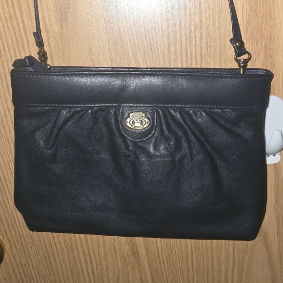 Vintage Etienne Aigner Navy Blue Leather Handcrafted Shoulder Bag - Picture 2 of 16